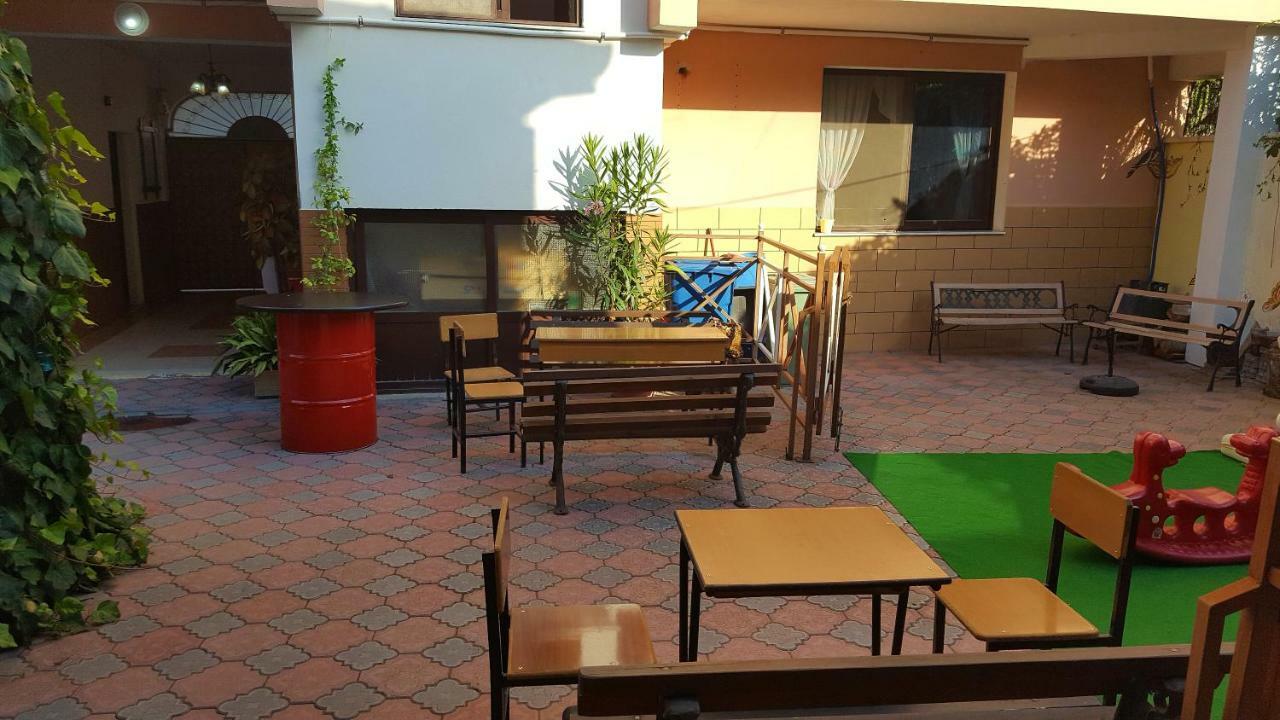 Home Hostel Shkodër Exterior foto